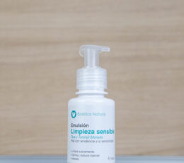 Emulsión limpieza sensible tara y tronjil morado