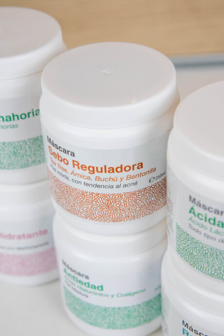 máscara sebo reguladora tea tree arnica buchú bentonita
